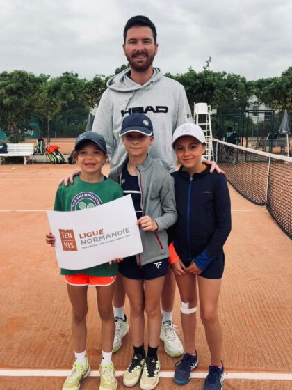 L'équipe filles lors du Challenge National par équipes 10 ans 2024 à Blois