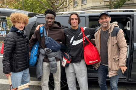 Daniel Jade avec l'équipe de France U16 pour la Coupe Davis Juniors